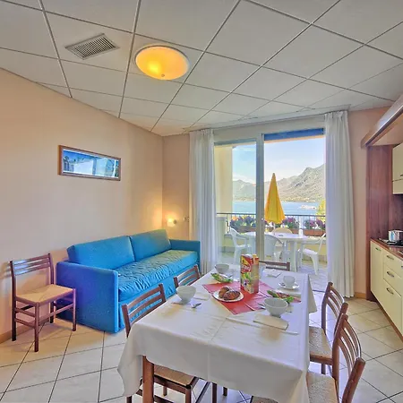 Hotel Zust 3*