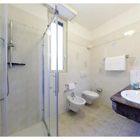 Hotel Zust Verbania
