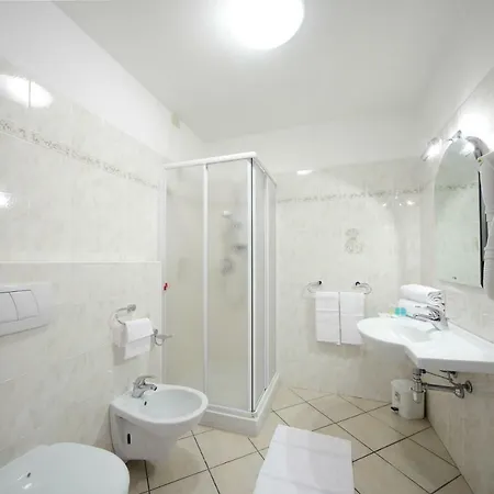Zust 3* Verbania